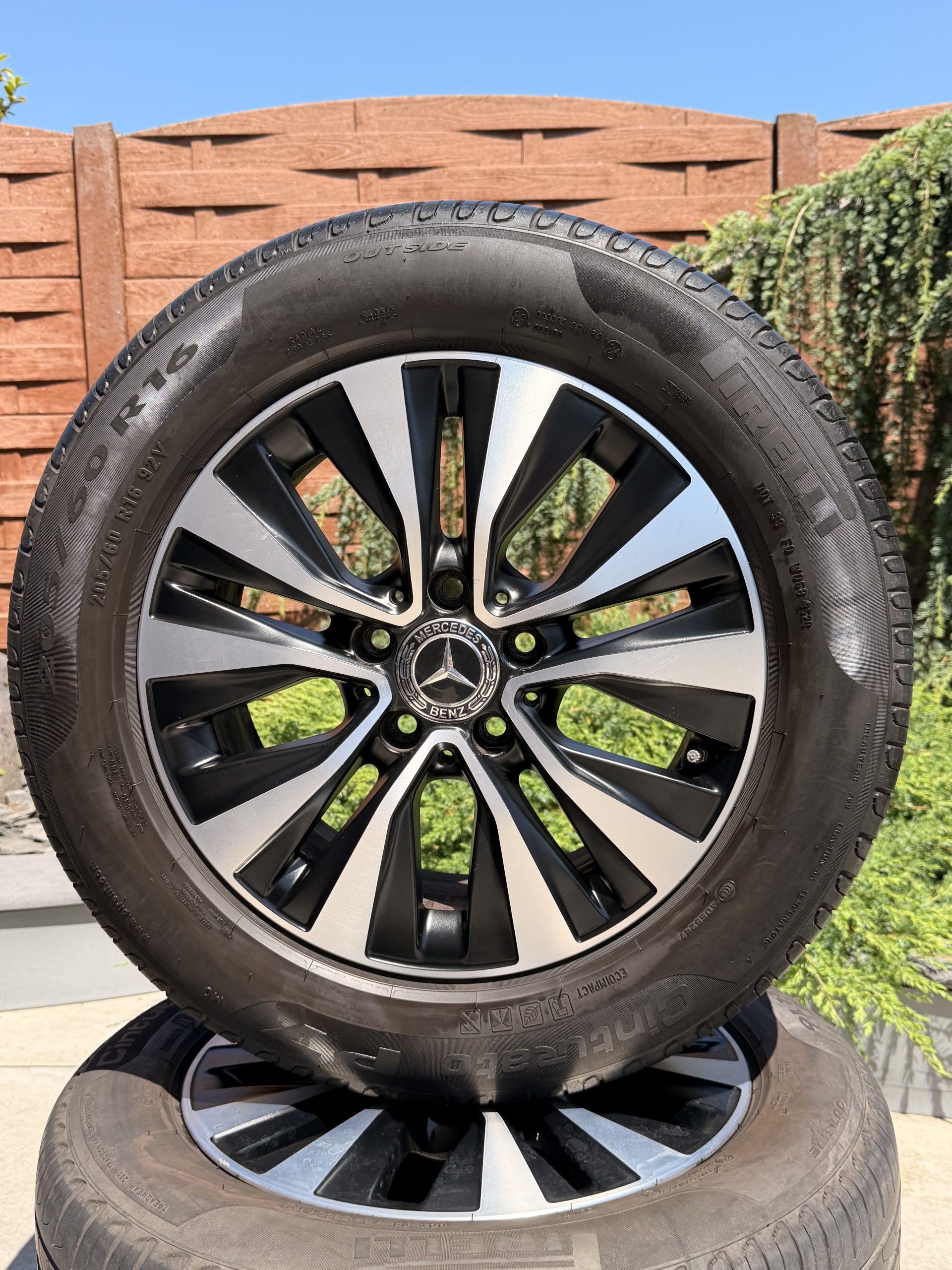 Original 16" Mercedes-Benz Classe A W177 – Jantes et Pneus – Image 2