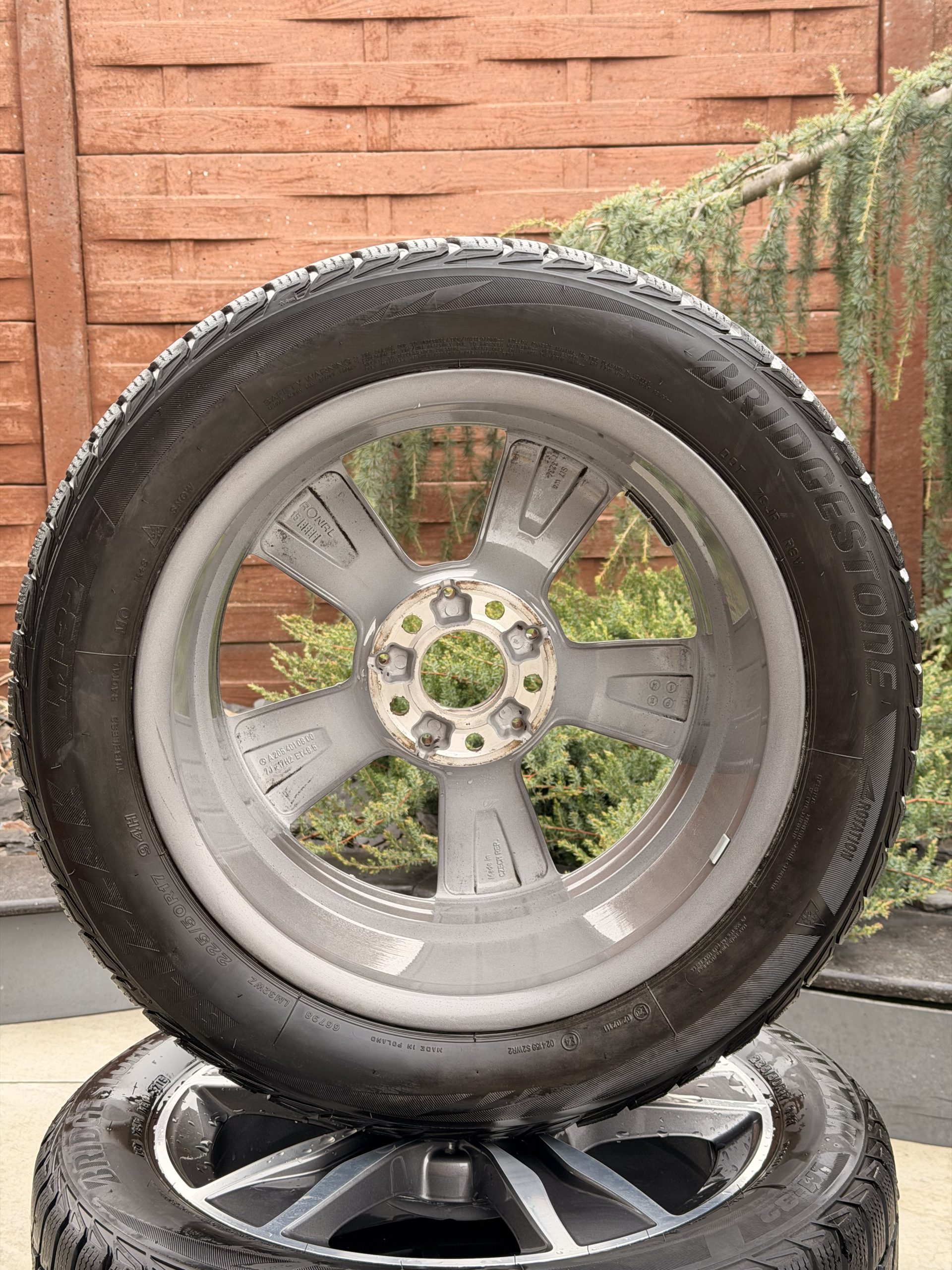 Original 17" Mercedes Benz Classe C W205 Jantes et pneus M3 – Image 6