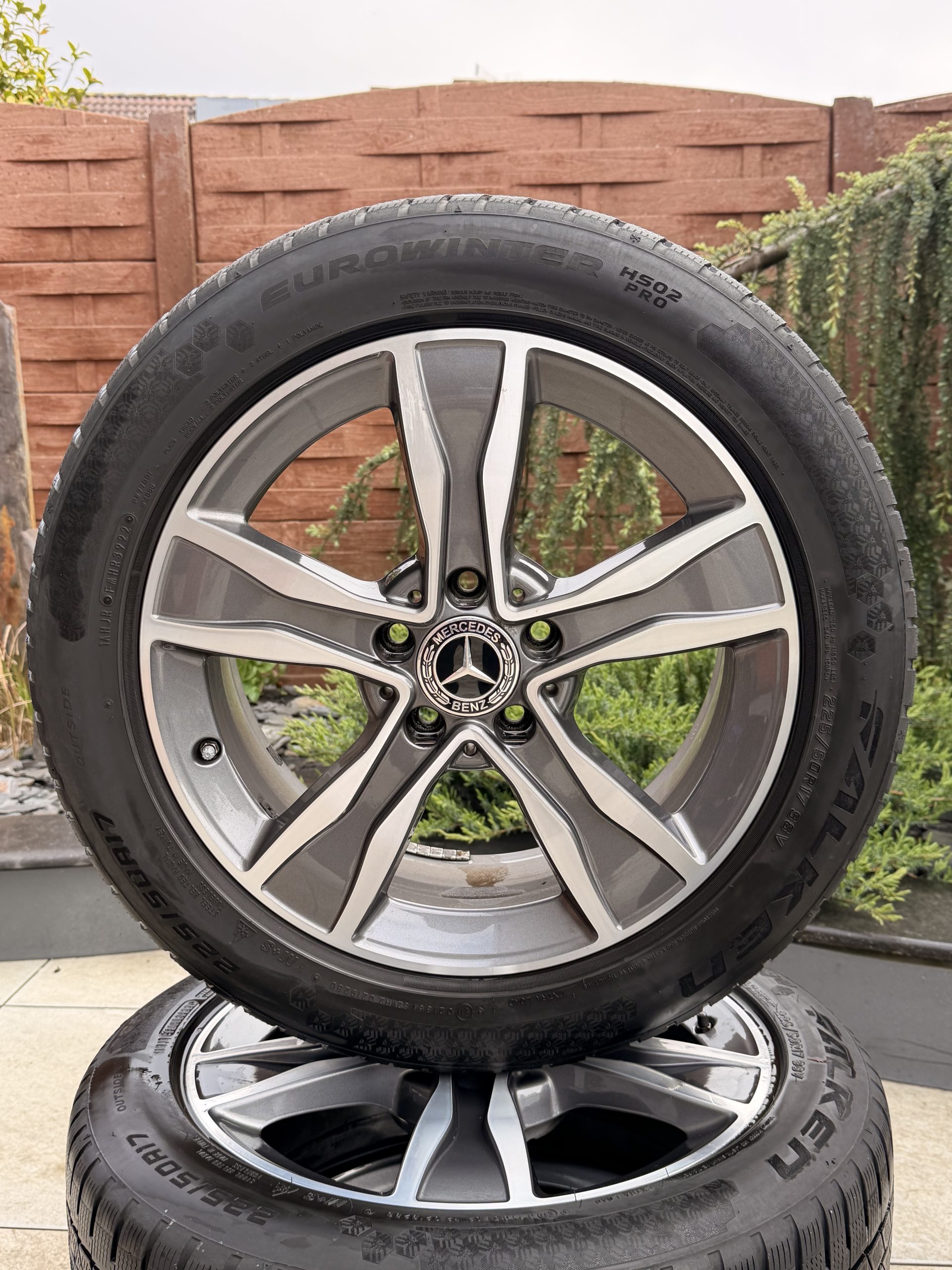 Original 17" Mercedes-Benz Classe C W205 – Jantes et pneus M11 – Image 4