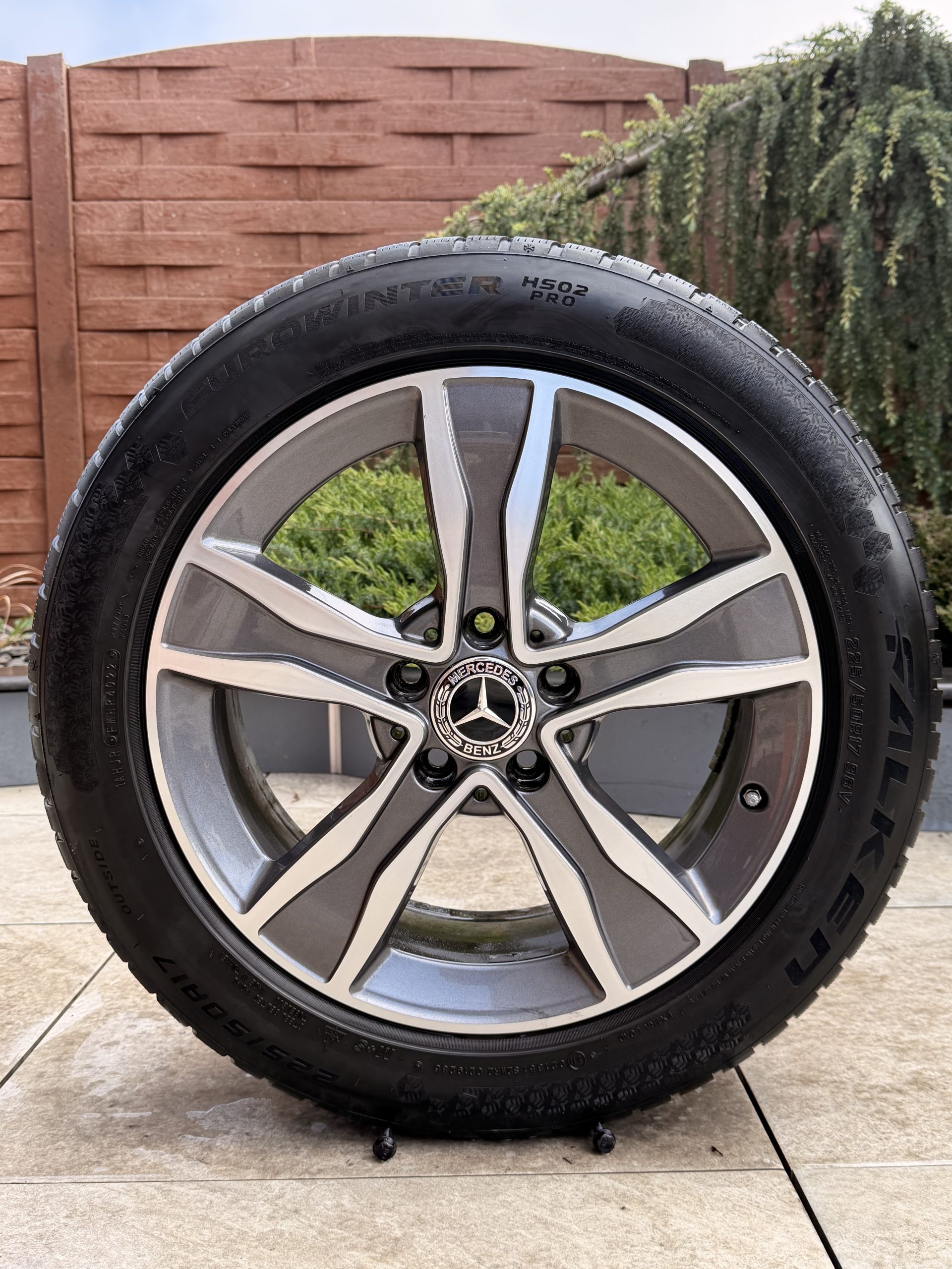 Original 17" Mercedes-Benz Classe C W205 – Jantes et pneus M11 – Image 2