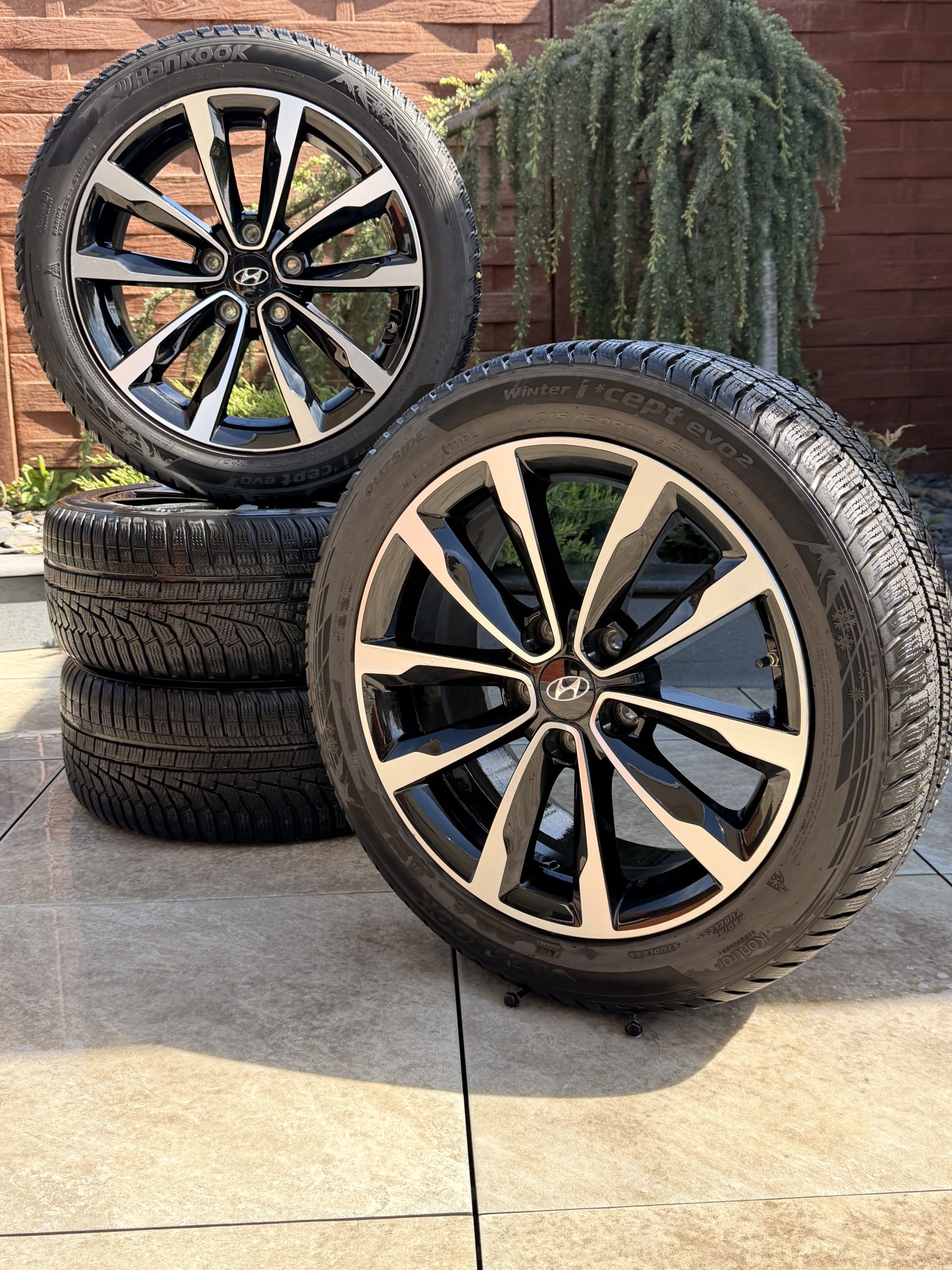 Original 17" Hyundai i30 / i40 – Jantes et pneus M13