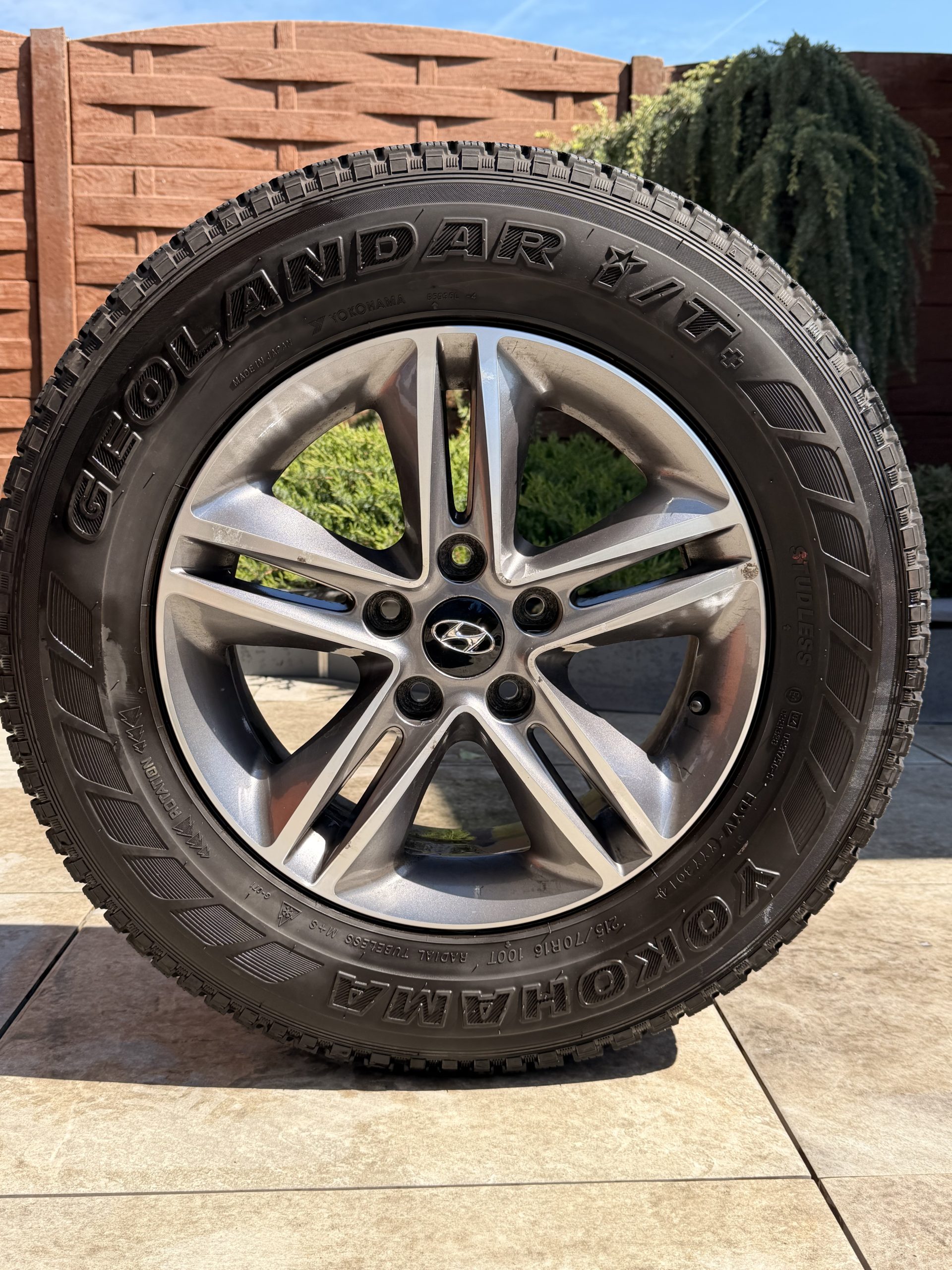 Original 16" Hyundai – Jantes et pneus M14 – Image 2